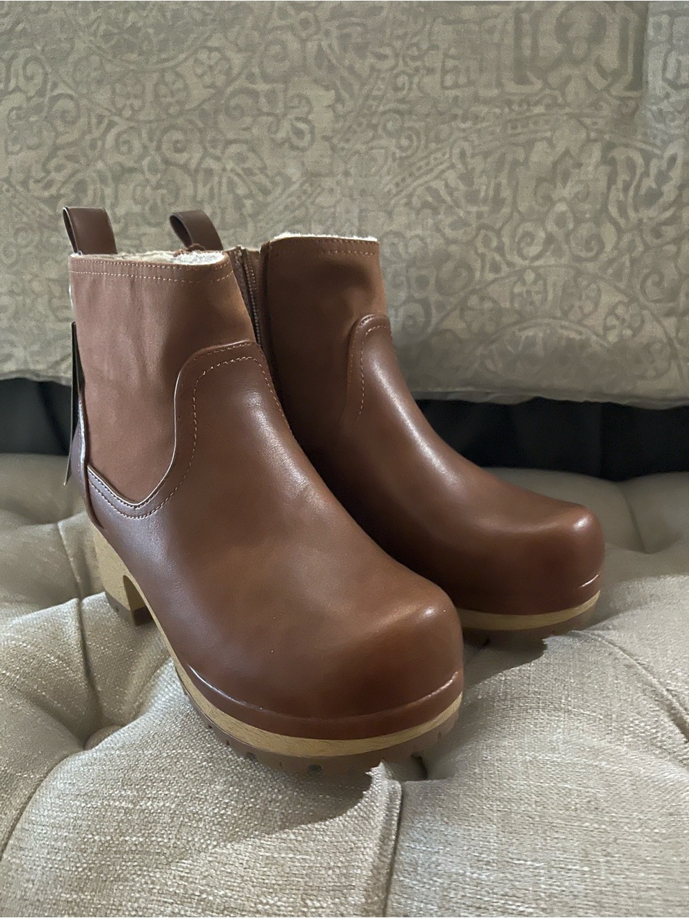 Universal Thread Brown Ankle Clog Booties